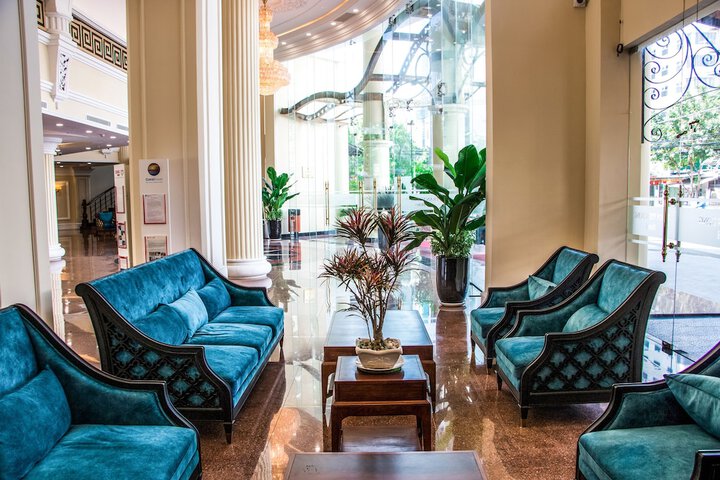 Guest Lobby