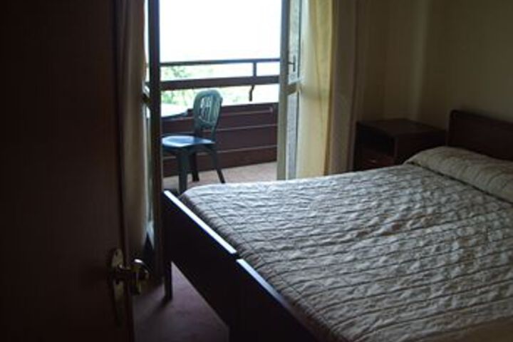 Room 6 of 23