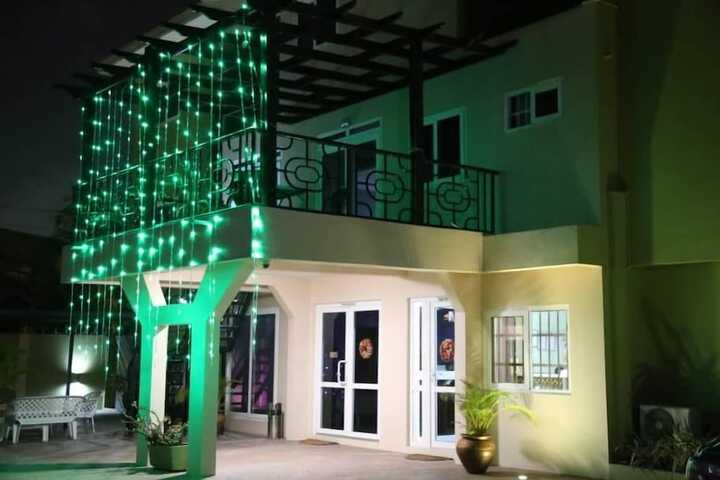 Hotel 33 of 43
