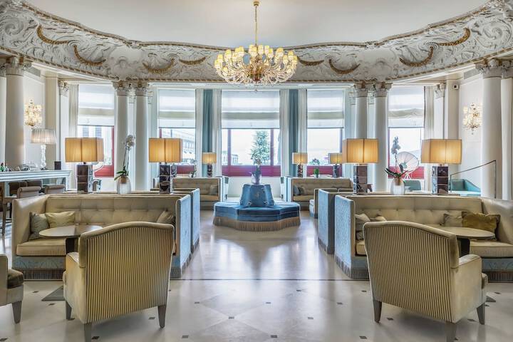 Lobby Entry