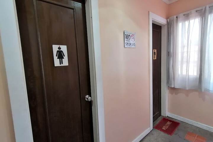 Room 33 of 35