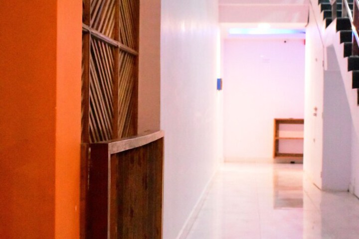 Hotel 2 of 43