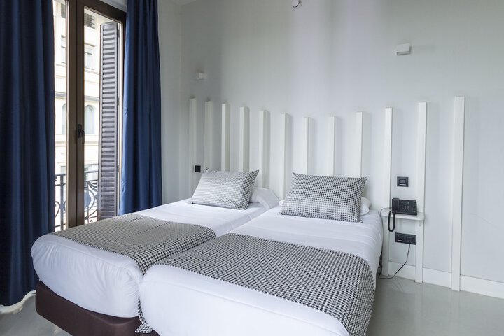 Room 3 of 30
