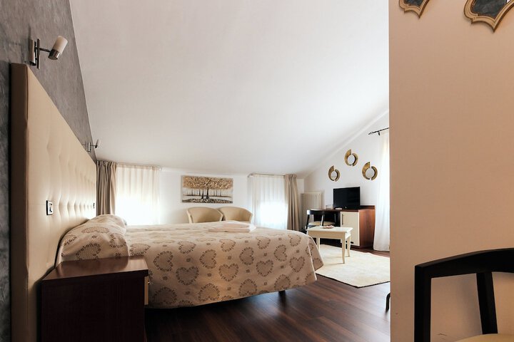 Room 29 of 59