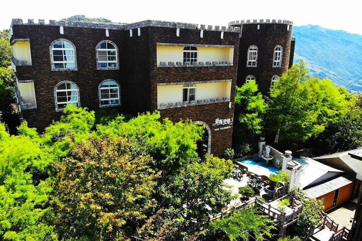 Hotel 67 of 67
