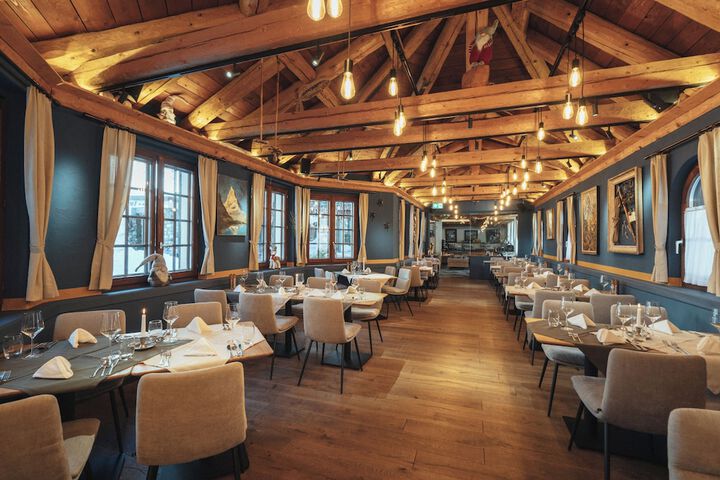 Dining 62 of 71
