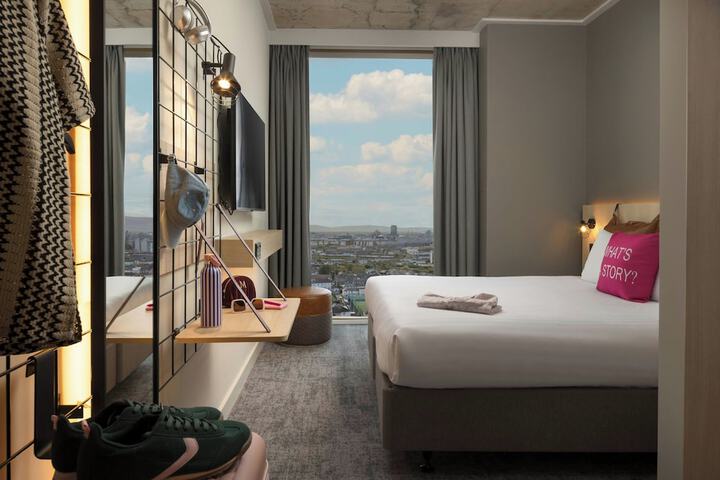 Room 20 of 44