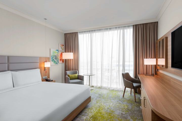 Room 4 of 51