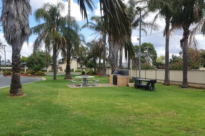 Property Grounds 9 of 15