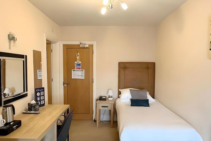 Room 78 of 146