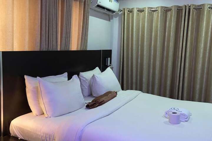 Room 21 of 22