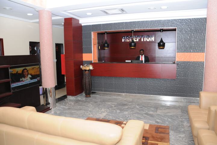 Hotel Interior 4 of 31