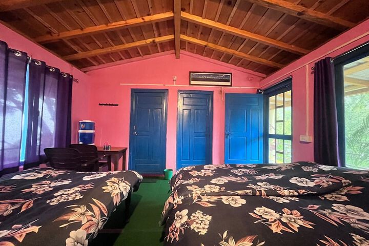 Room 4 of 29