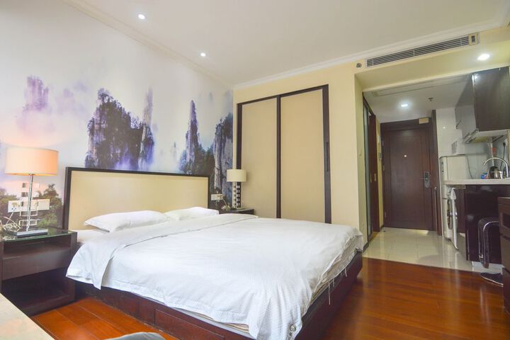 Room 5 of 45