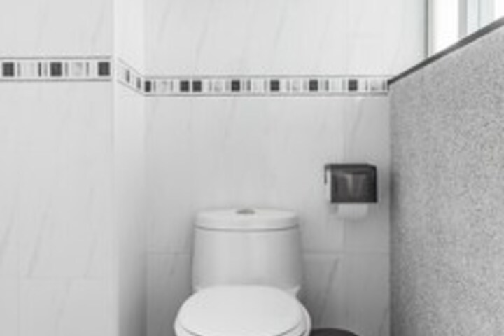 Room 4 of 87