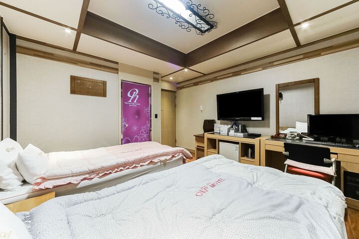 Room 86 of 156