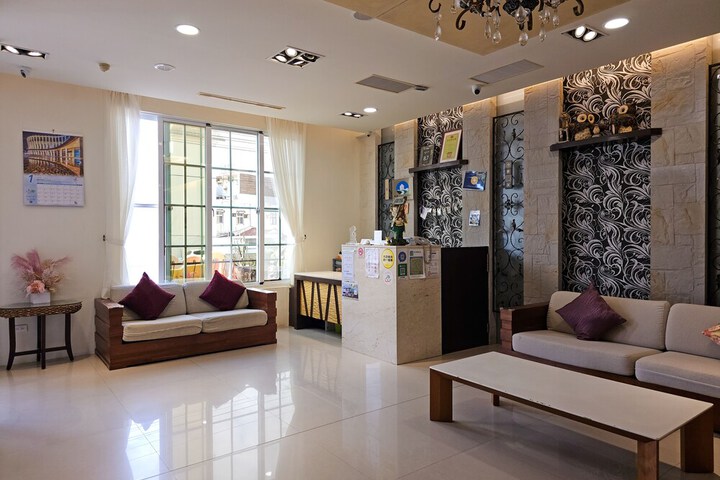 Hotel Interior 6 of 81