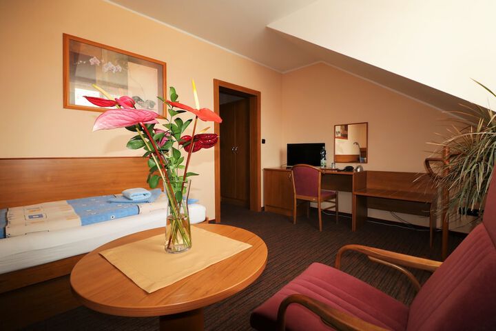 Room 13 of 51