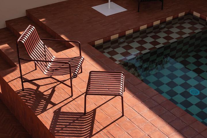 Pool 20 of 82