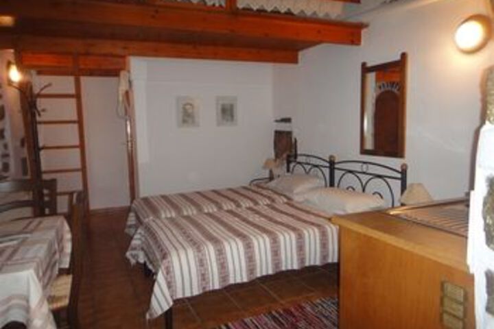 Room 8 of 20