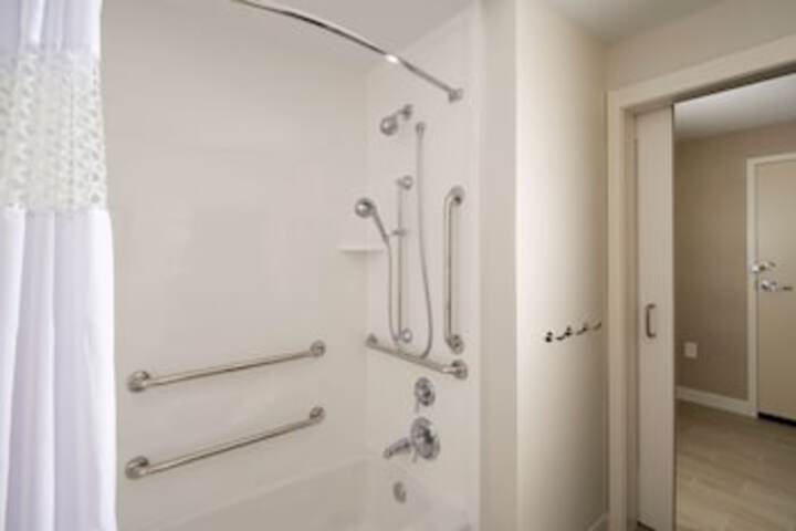 Room 40 of 75