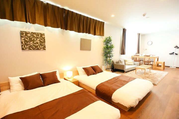 Room 15 of 21