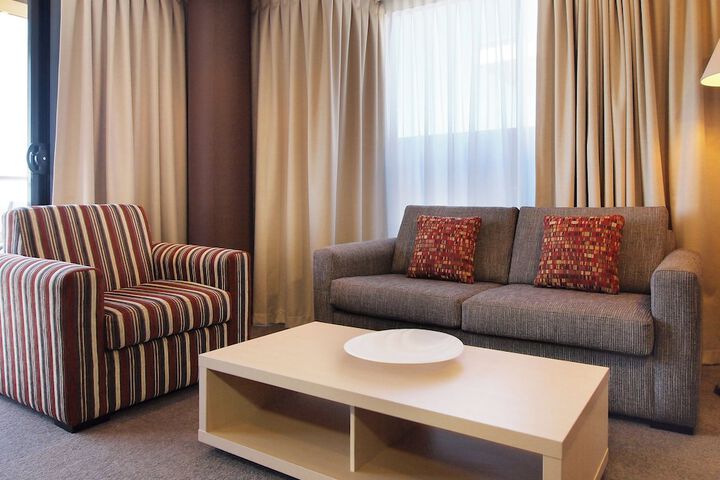Room 40 of 60