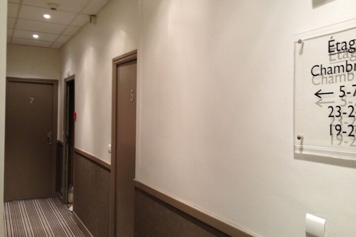 Hotel 2 of 30