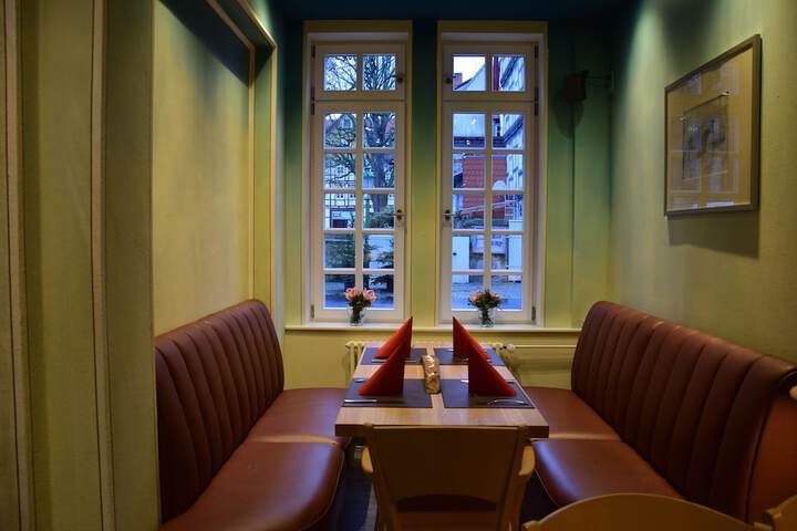 Dining 42 of 67