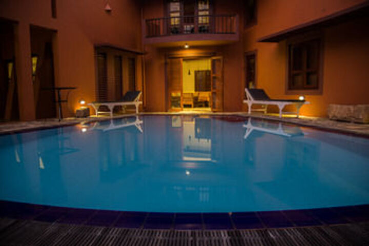 Pool 21 of 29