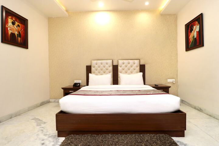 Room 45 of 288