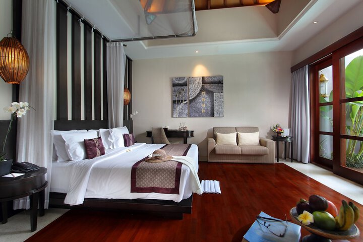 Room 5 of 72