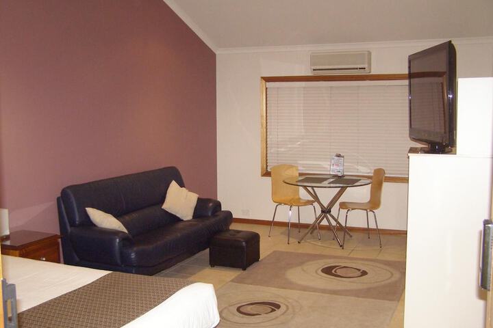 Room 14 of 19