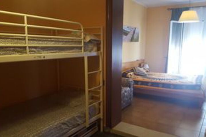 Room 17 of 30