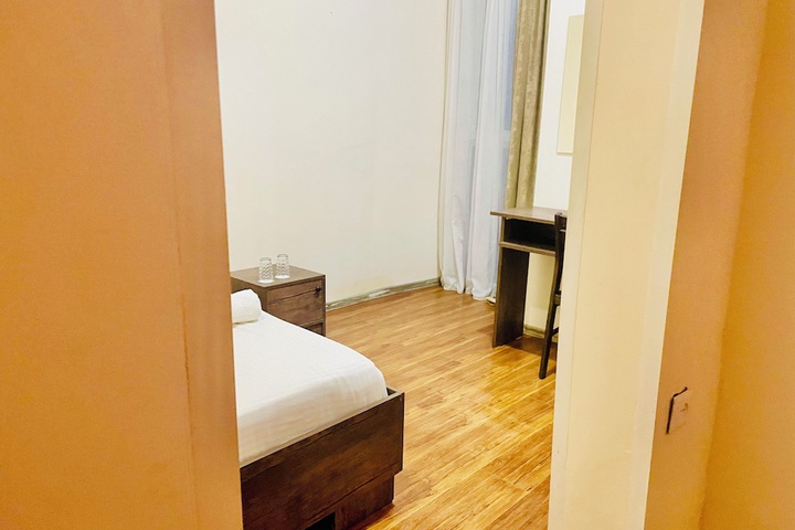 Room 68 of 146