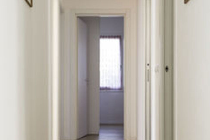 Room 841 of 871