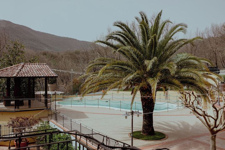 Pool 22 of 36