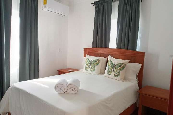 Room 15 of 19