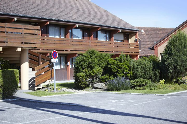 Hotel 27 of 34