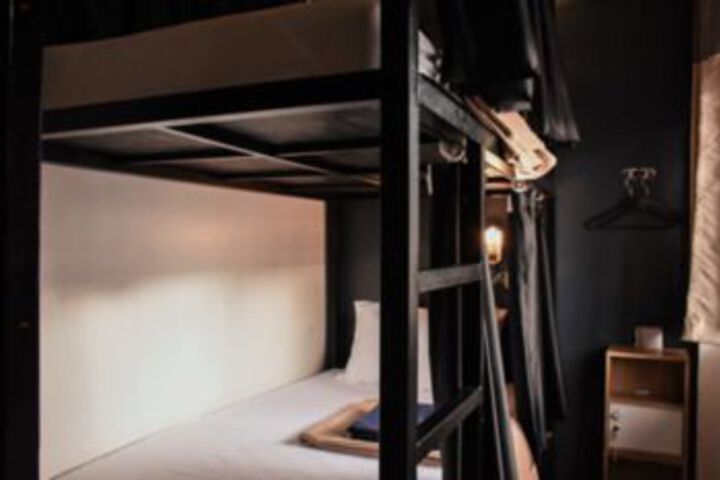 Room 8 of 23