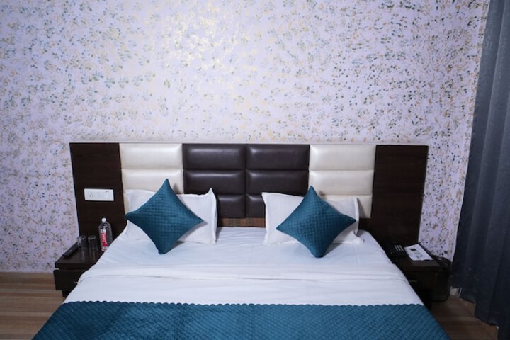 Room 29 of 43