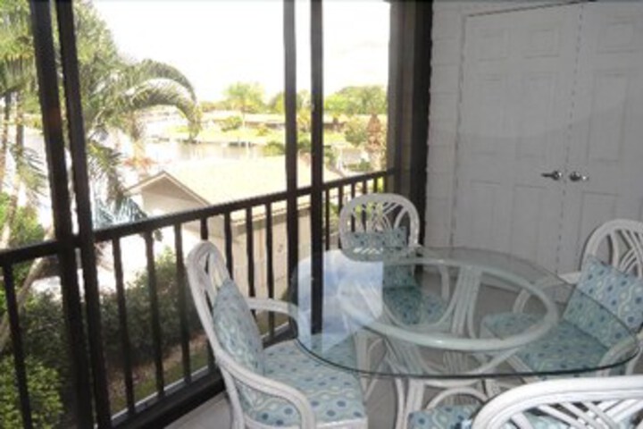 Terrace/Patio 3 of 21