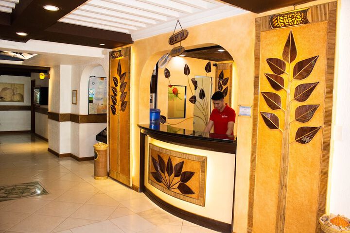 Hotel Interior 6 of 147