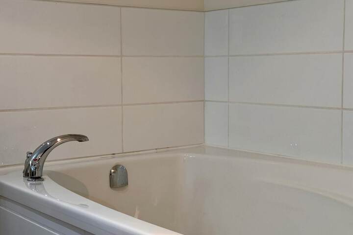 Room 63 of 117