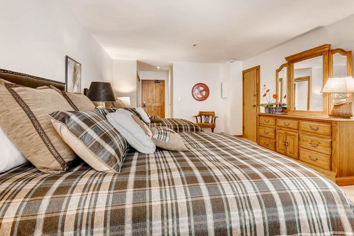 Room 21 of 83