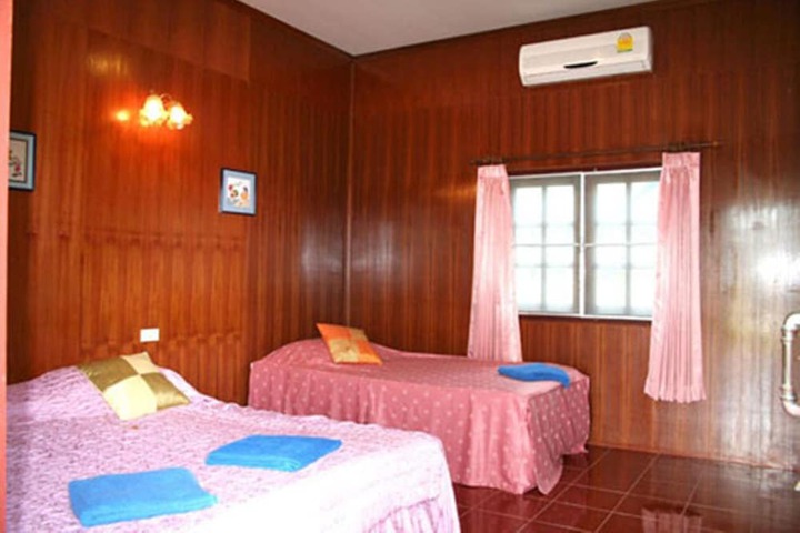 Room 3 of 24