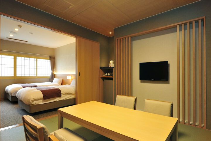 Room 21 of 105