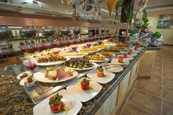Dining 138 of 184