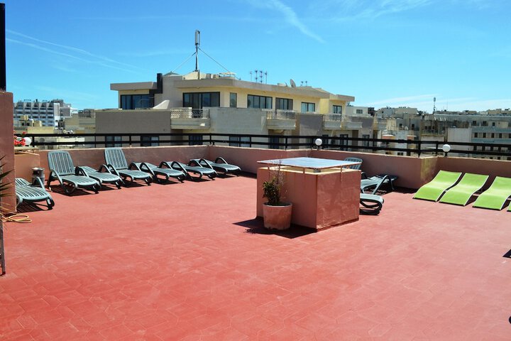Sundeck
