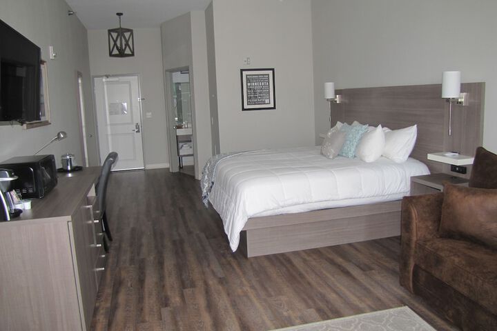 Room 8 of 39